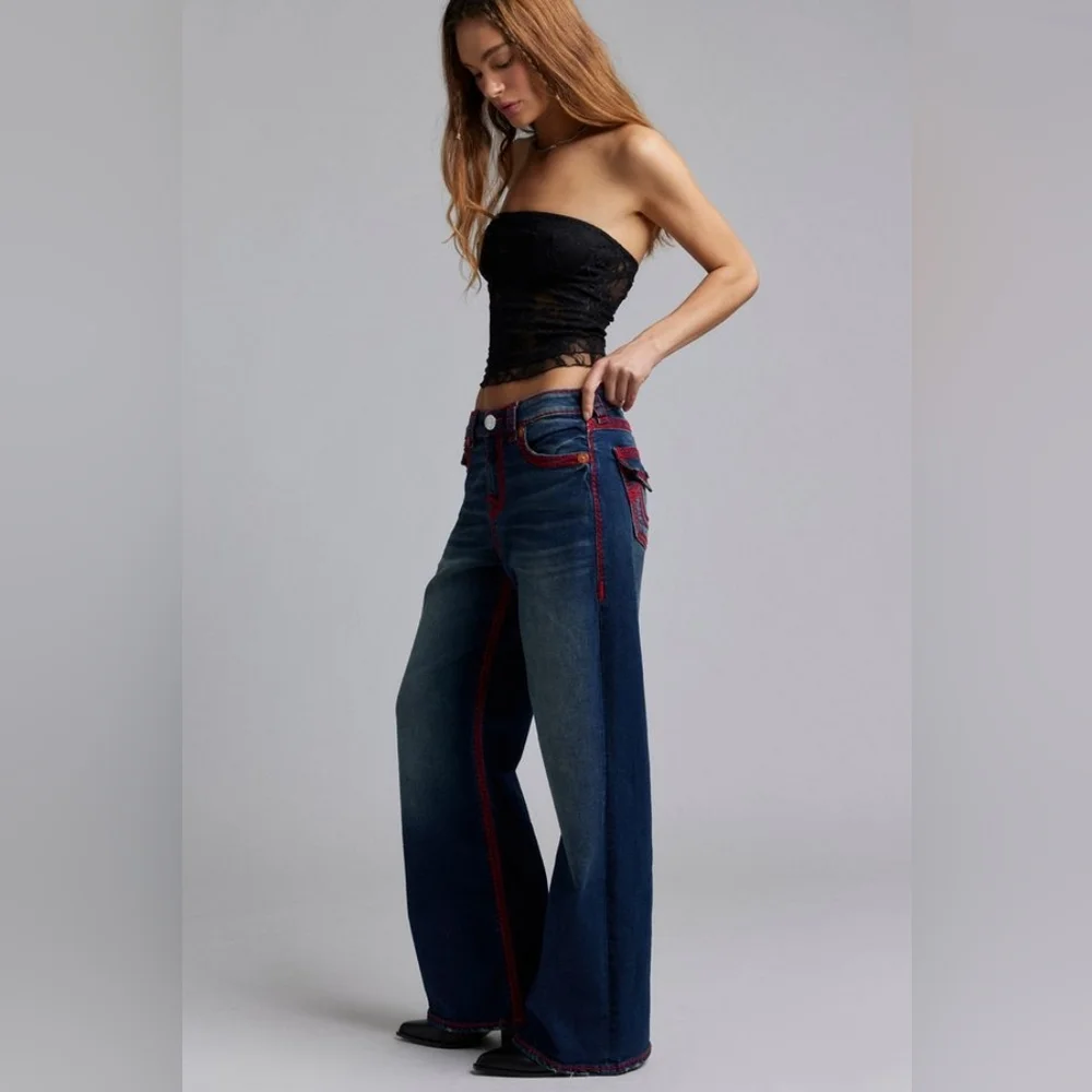 True Religion Bobbi Blue Jeans with Red Accents - Picture 3 of 6